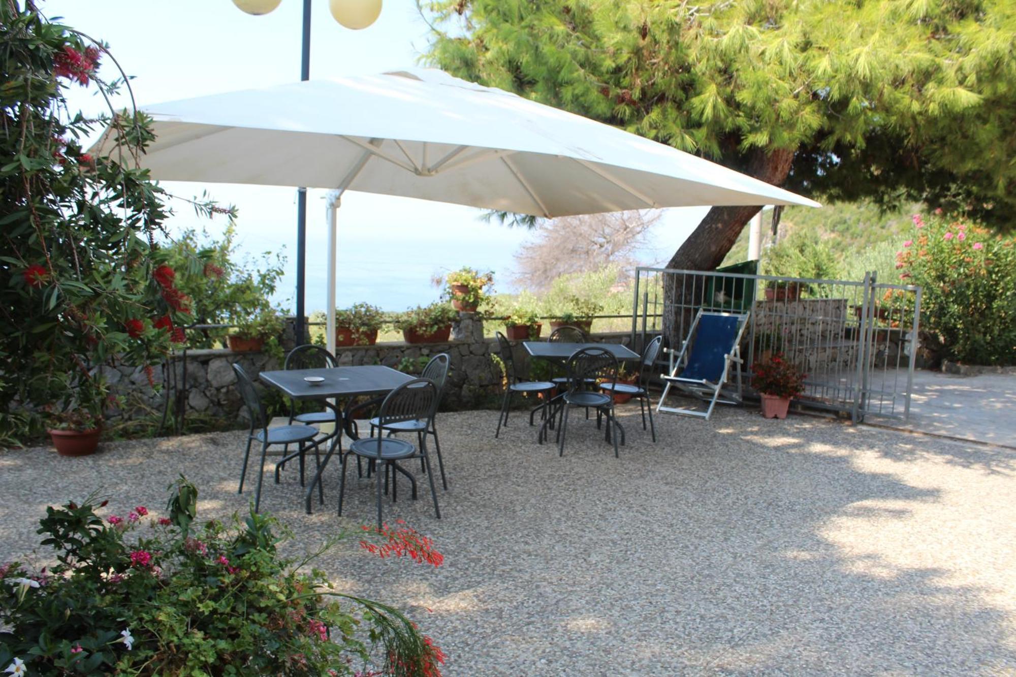 Villa Incanto B&B Caprioli Exterior foto