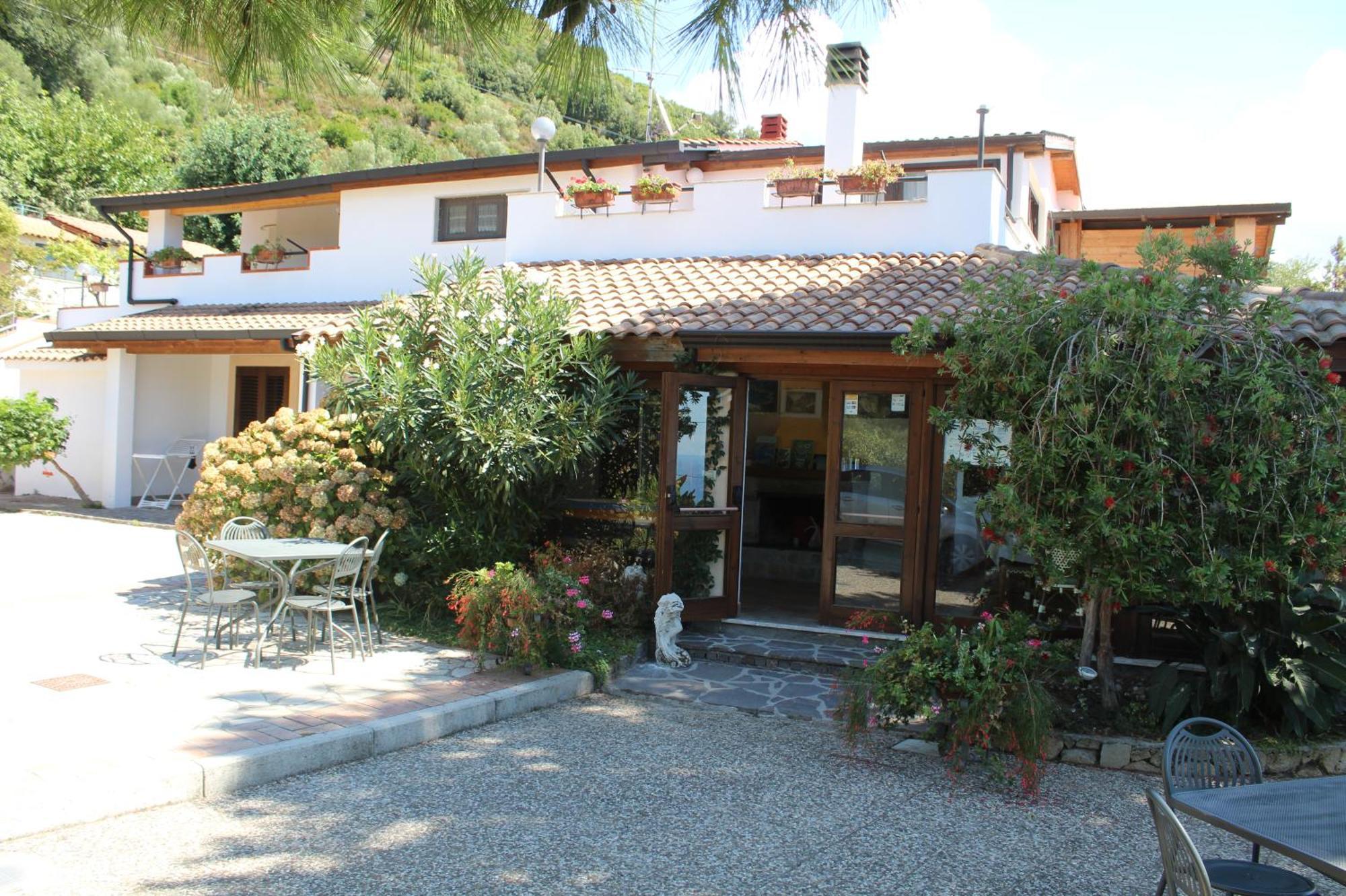 Villa Incanto B&B Caprioli Exterior foto